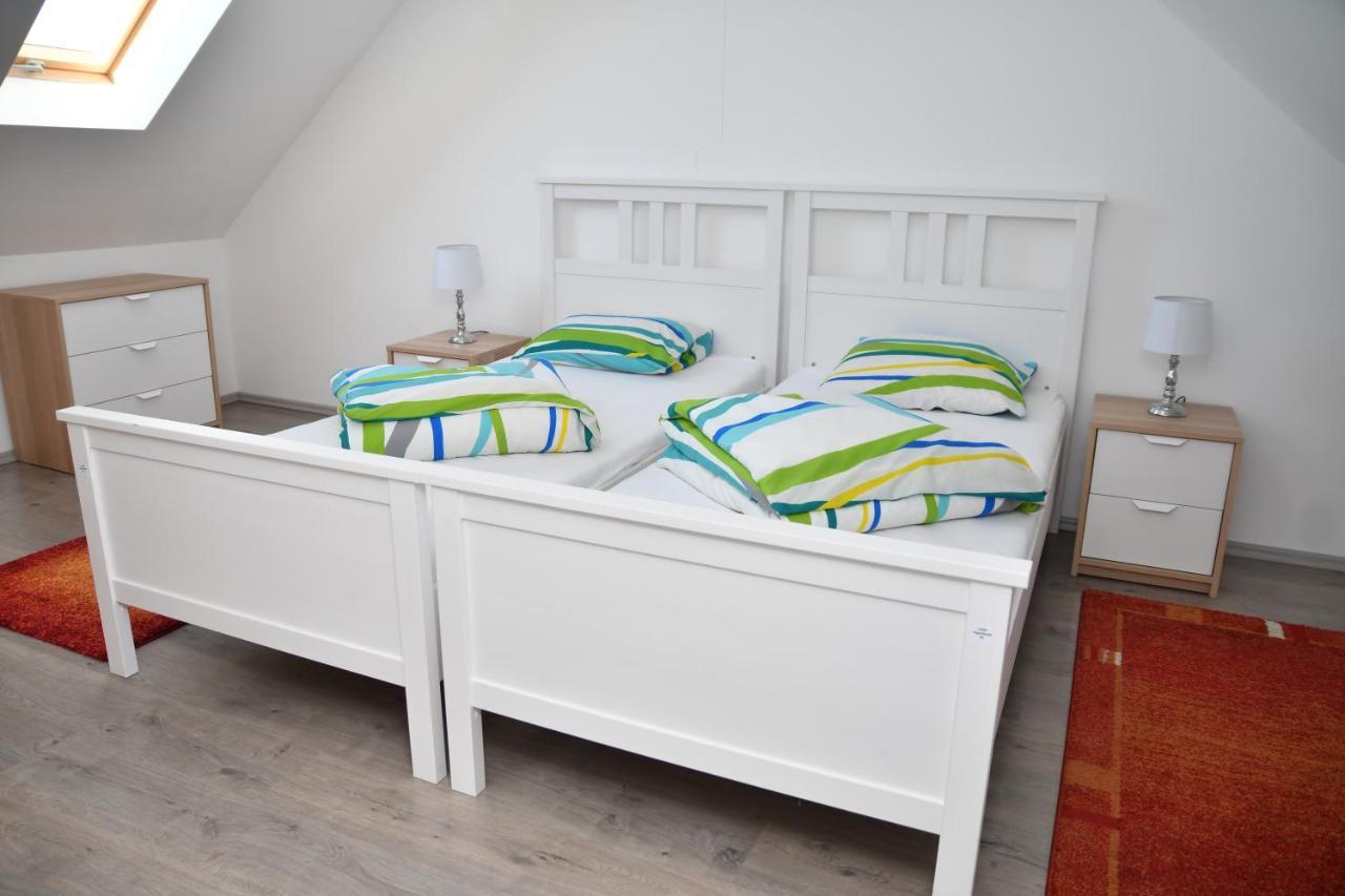 Foeveny Apartmanok Balatonfůzfő 외부 사진